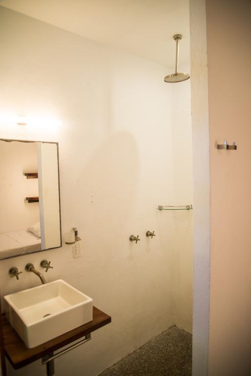 Hostal Olas Altas Manzanillo Habitación foto